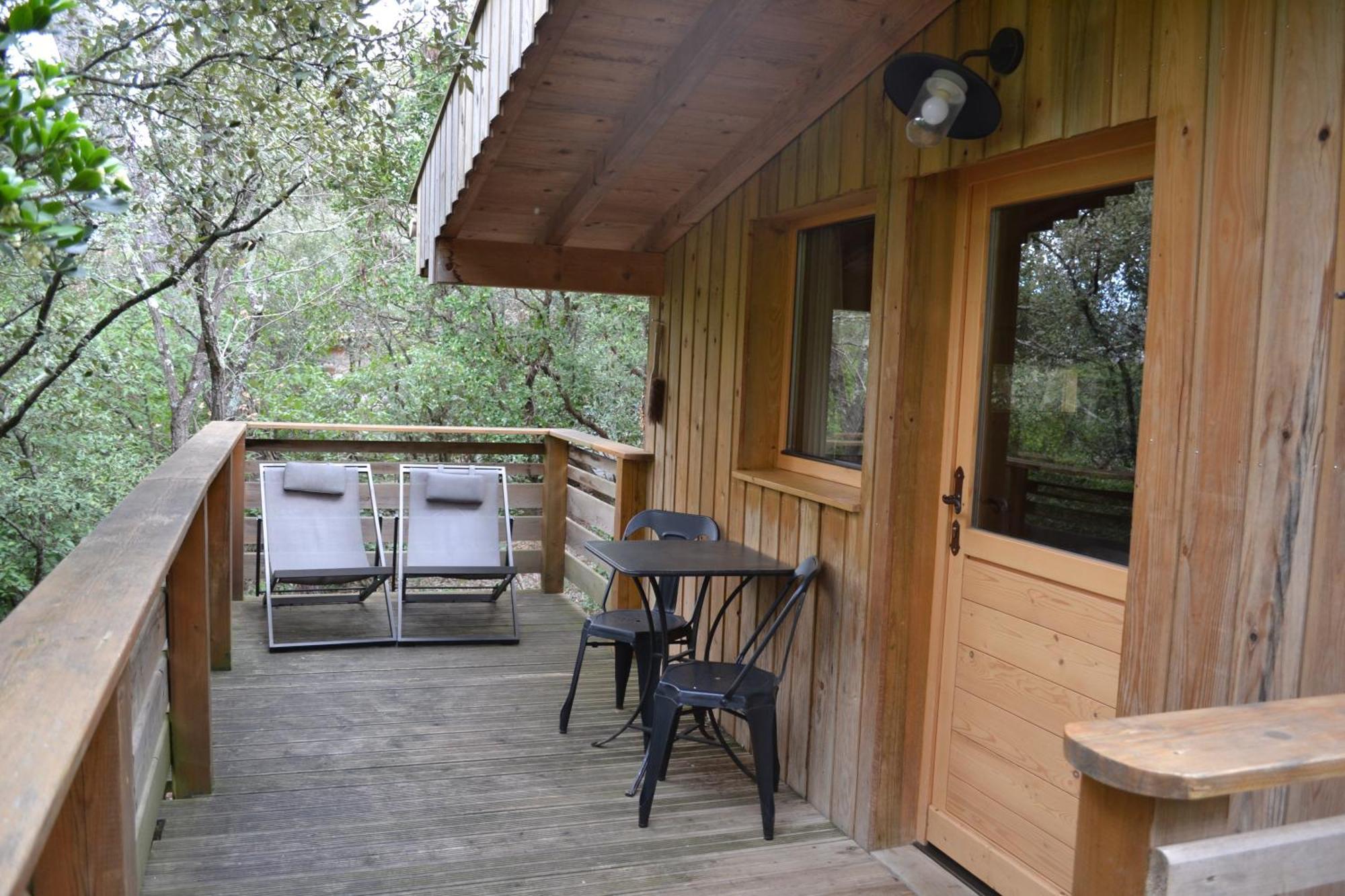 Les Cabanes Dans Les Bois Logis Hotel Villedubert Екстер'єр фото